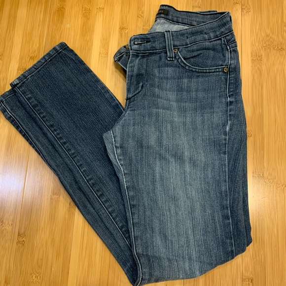 James Jeans “Randi” - Picture 2 of 4